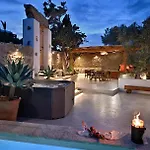 Mykonos Heaven - Sea View & Outdoor Hot Tub