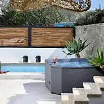 Mykonos Heaven - Sea View & Outdoor Hot Tub Villa Mykonos Town