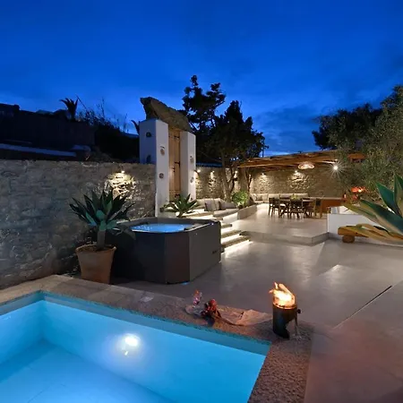 Villa Mykonos Heaven - Sea View & Outdoor Hot Tub